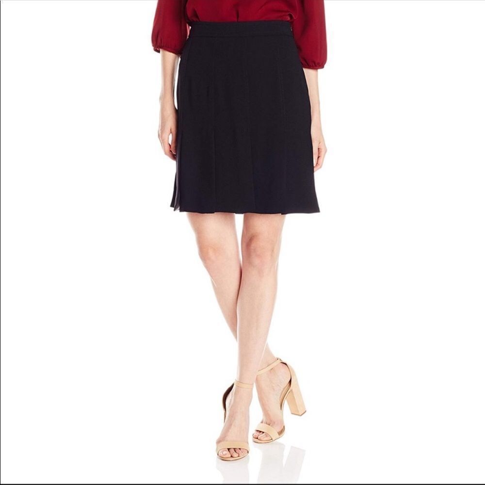 NWT Trina Turk NEW Black Sz 6 Seamed A-Line Carwash Crepe Skirt $228